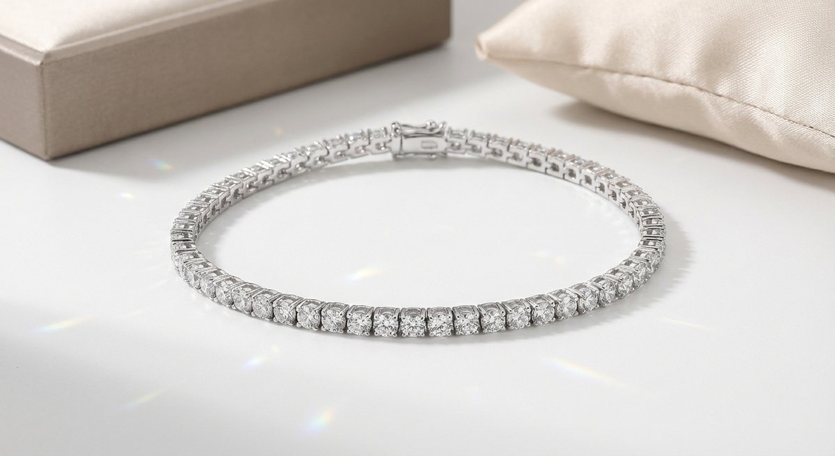 Bracciale tennis classico con zirconi in argento 925